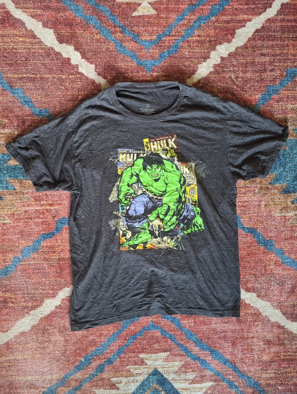 LG Dark Gray Graphic Tee with White Interior Print